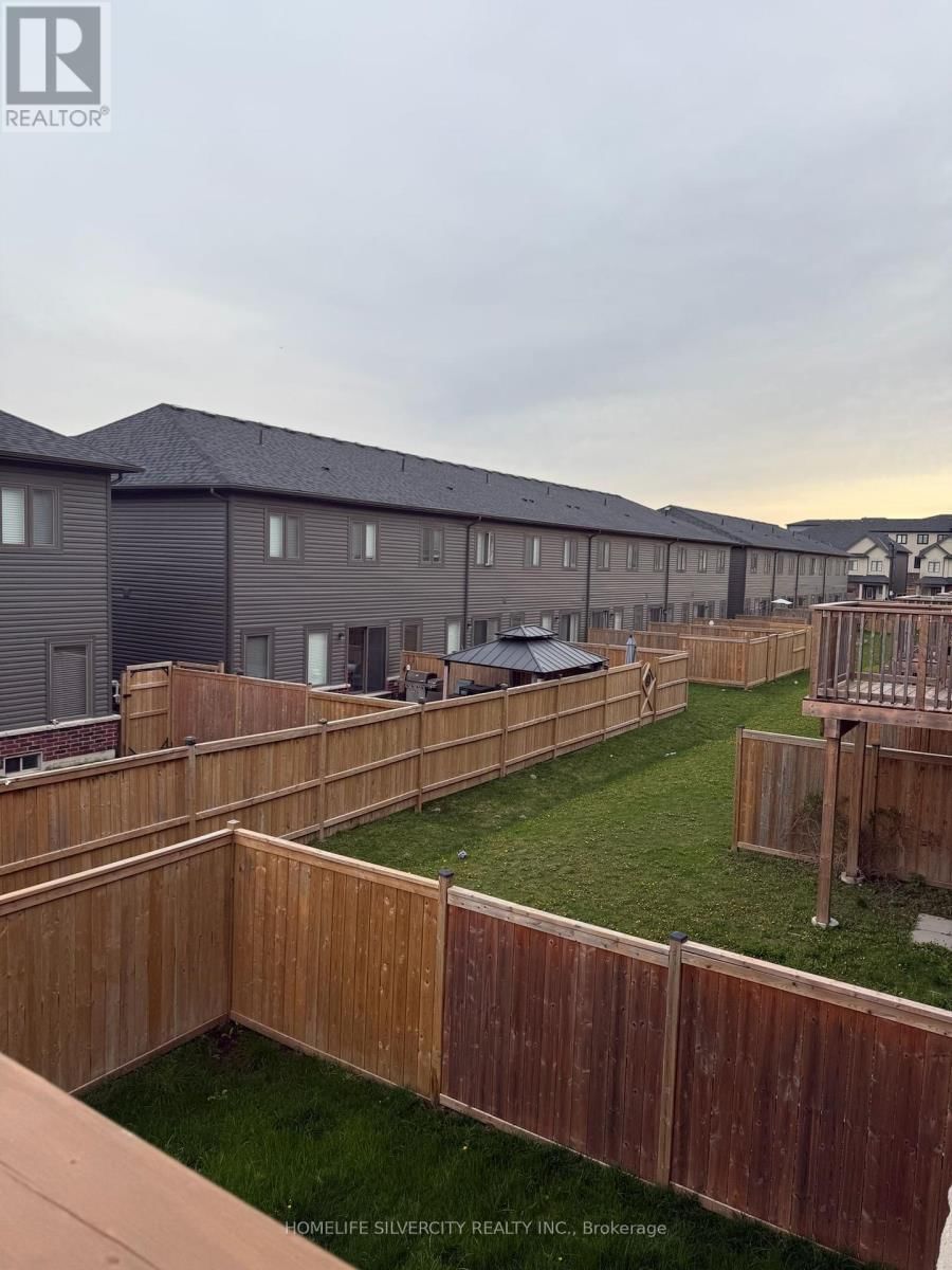 41 - 324 EQUESTRIAN WAY Image 18