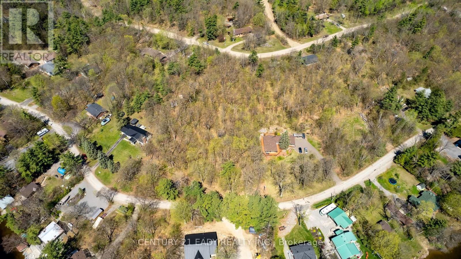 00 POPLAR WAY Image 28