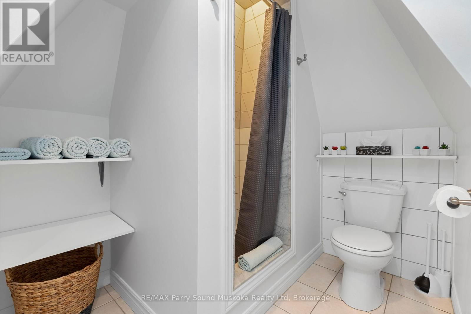 97 JAMES STREET Image 22