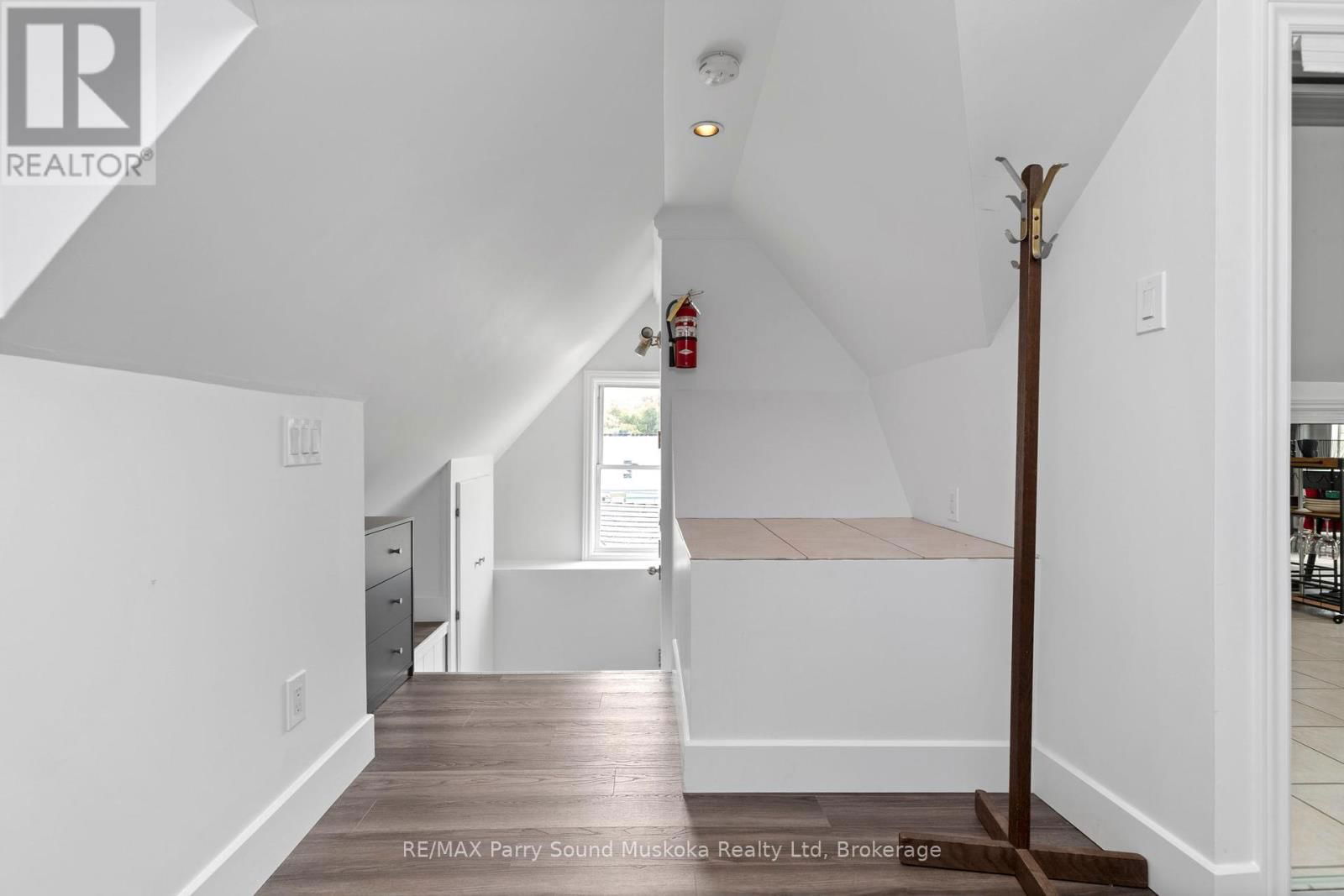 97 JAMES STREET Image 24