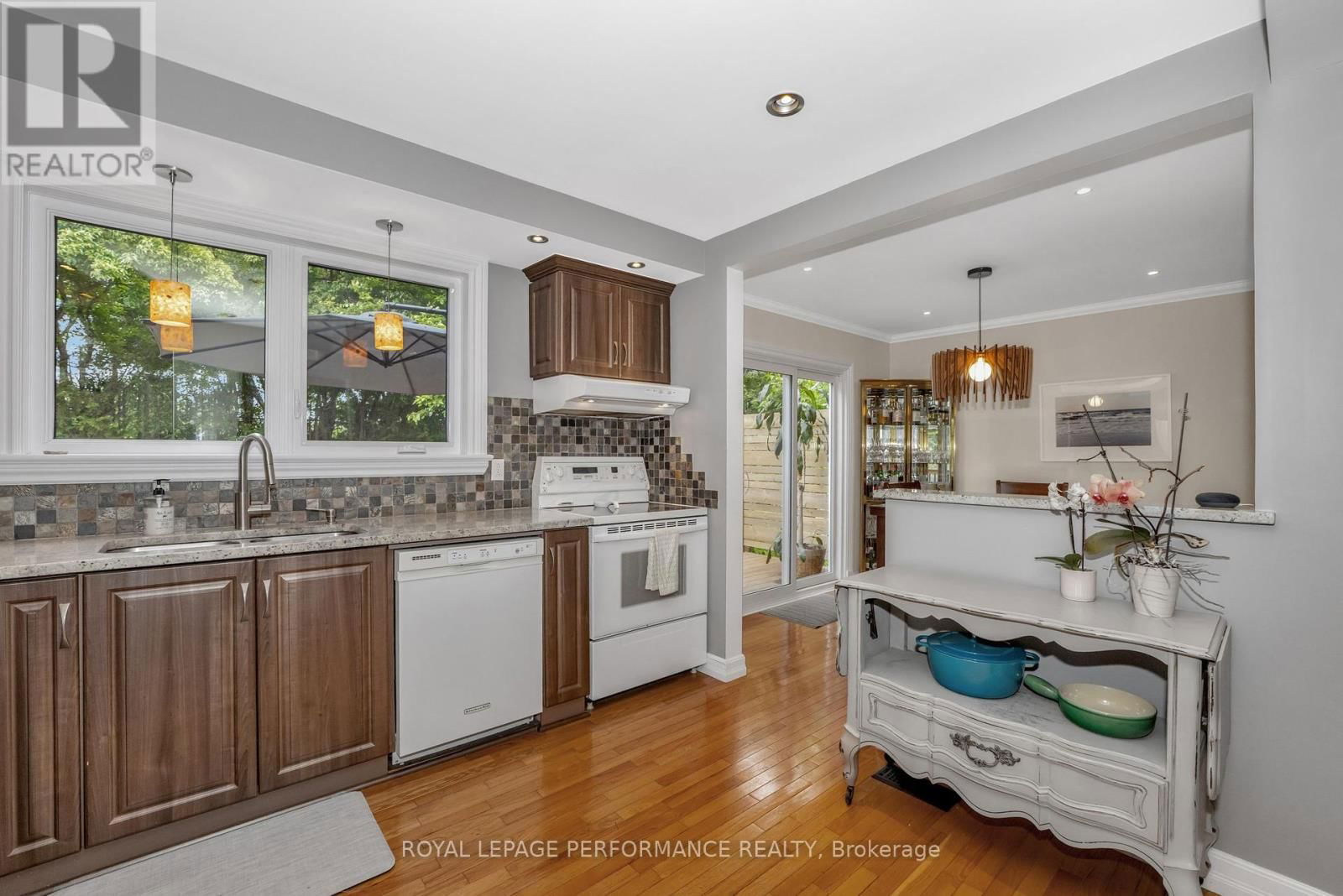 1193 COBDEN ROAD Image 12