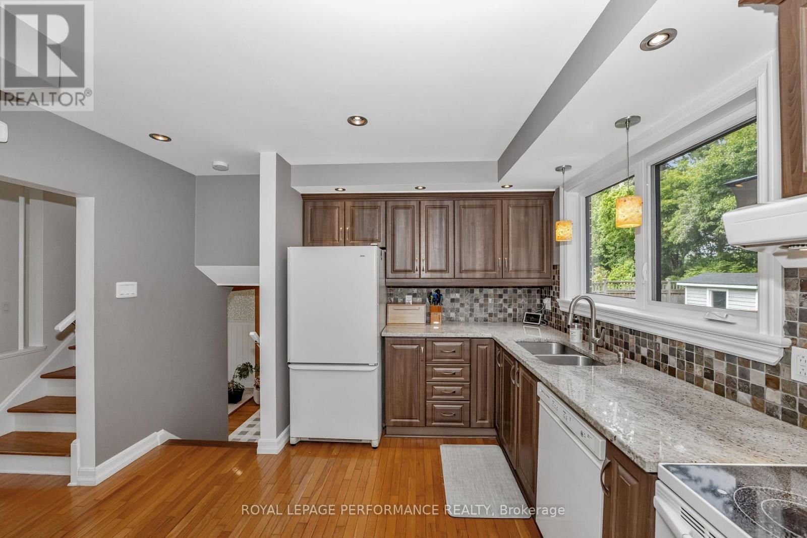 1193 COBDEN ROAD Image 13