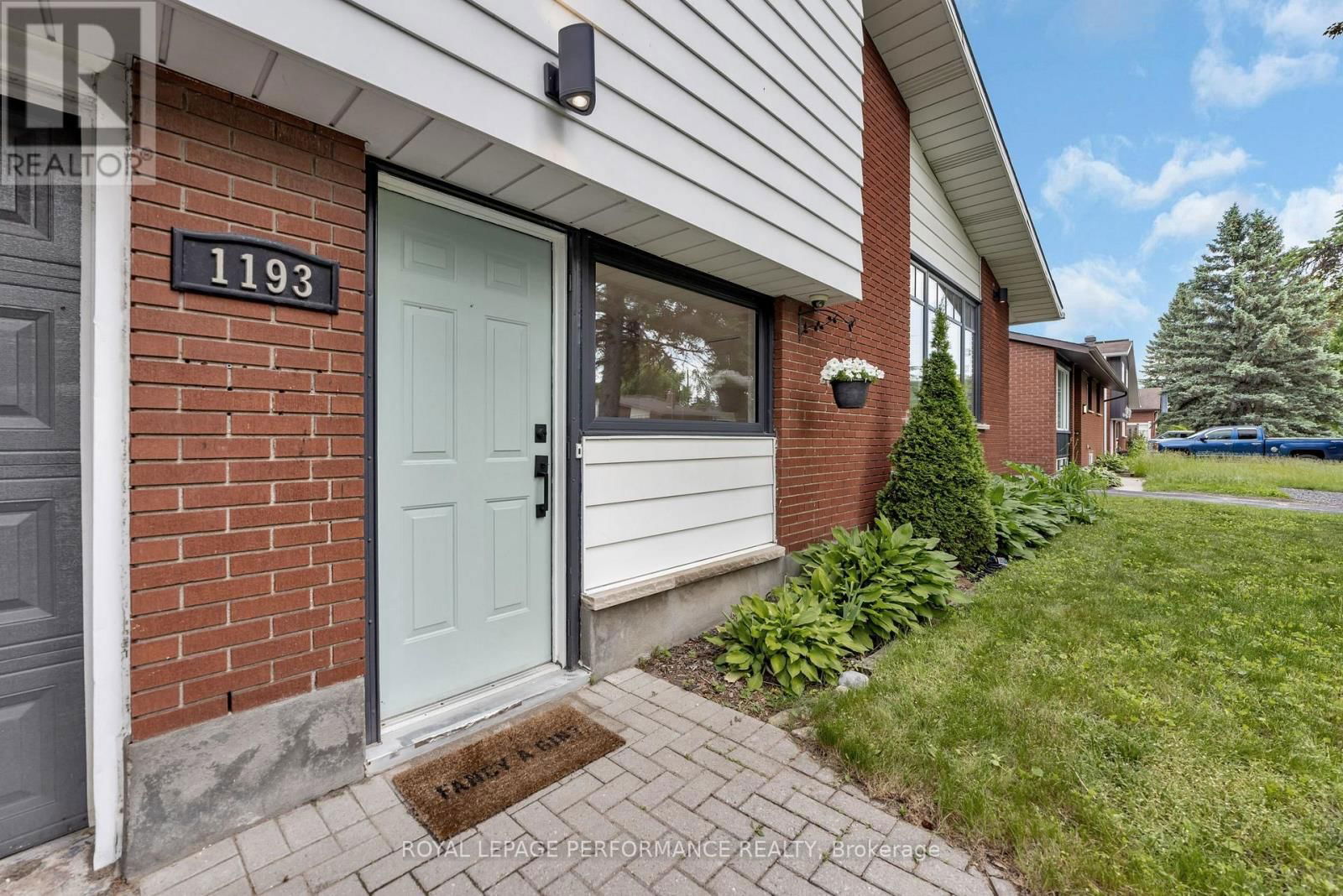 1193 COBDEN ROAD Image 2