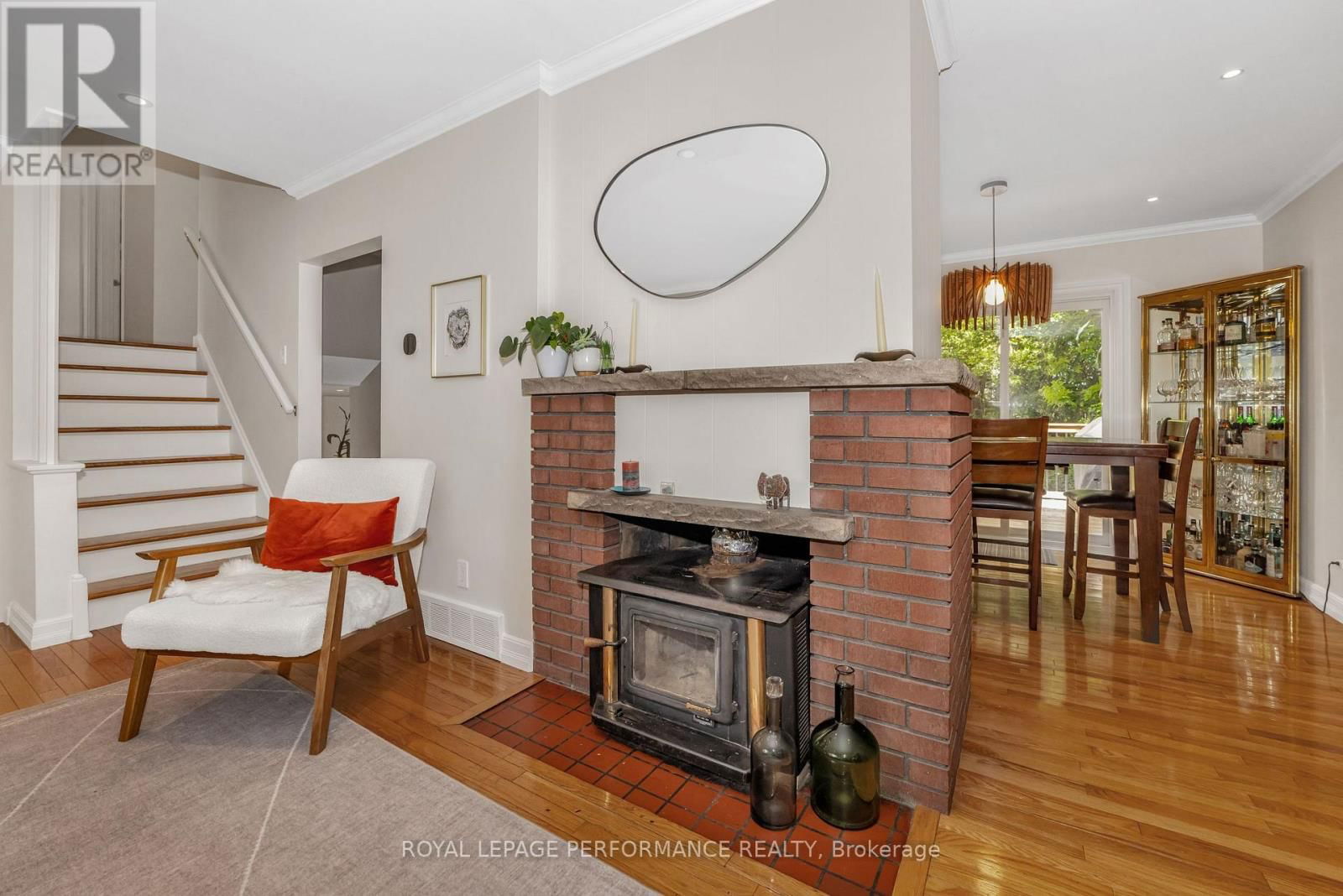 1193 COBDEN ROAD Image 8