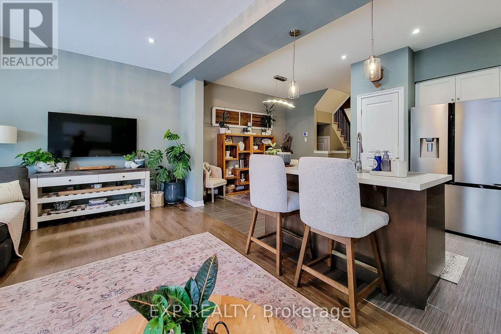 65 ROYAL WINTER DRIVE Image 12