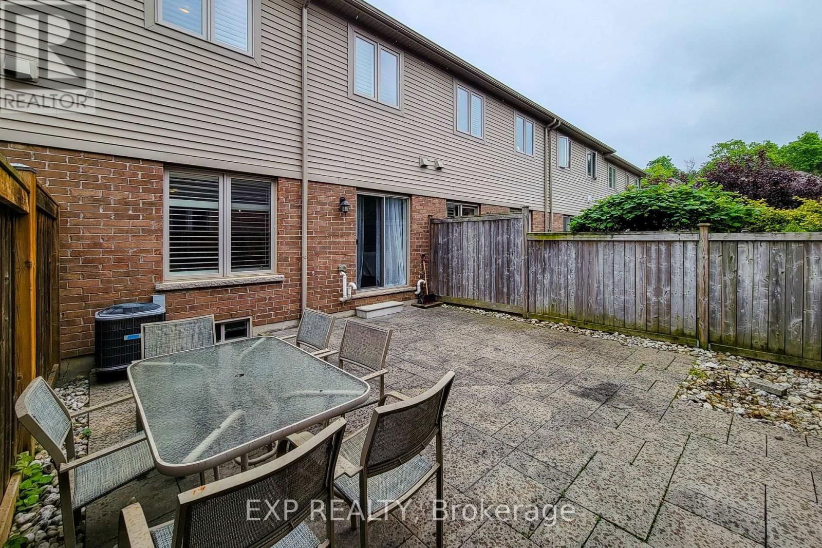65 ROYAL WINTER DRIVE Image 32