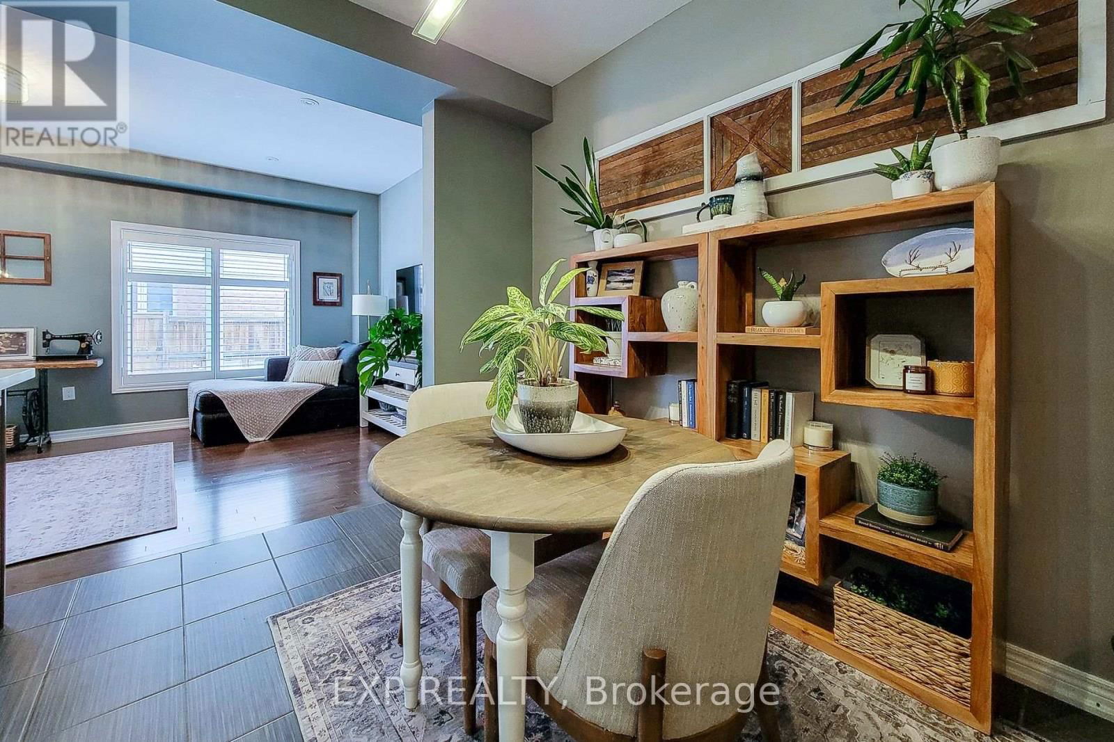 65 ROYAL WINTER DRIVE Image 8