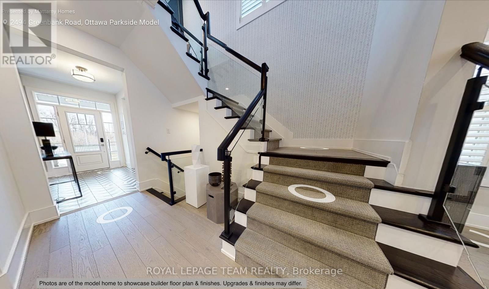 112 VIBURNUM TERRACE Image 19