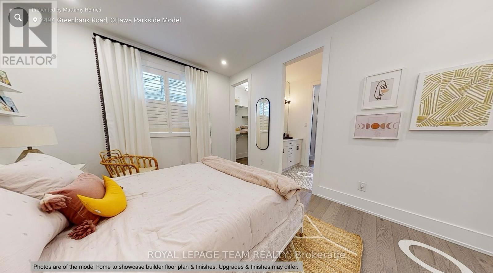 112 VIBURNUM TERRACE Image 28