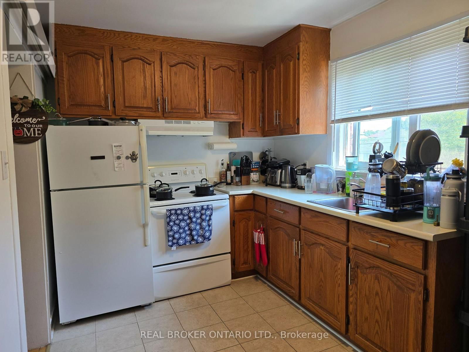 2 - 2429 CARLSEN AVENUE Image 5