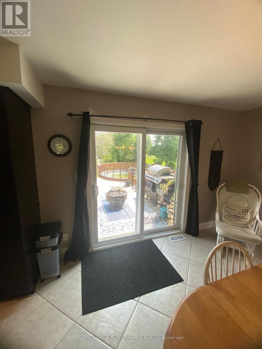 12332 COUNTY RD 18 Image 23