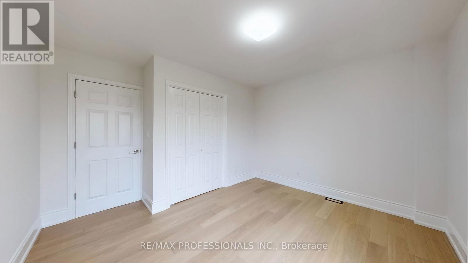 554045 MONO AMARANTH TOWNLINE Image 35