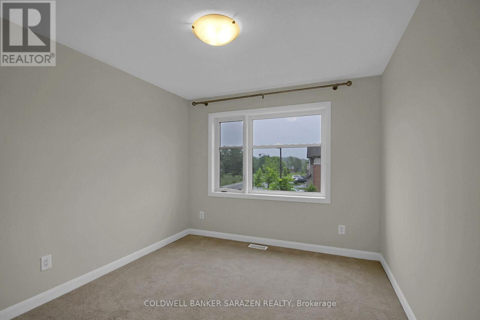 396 ORANMORE LANE Image 23