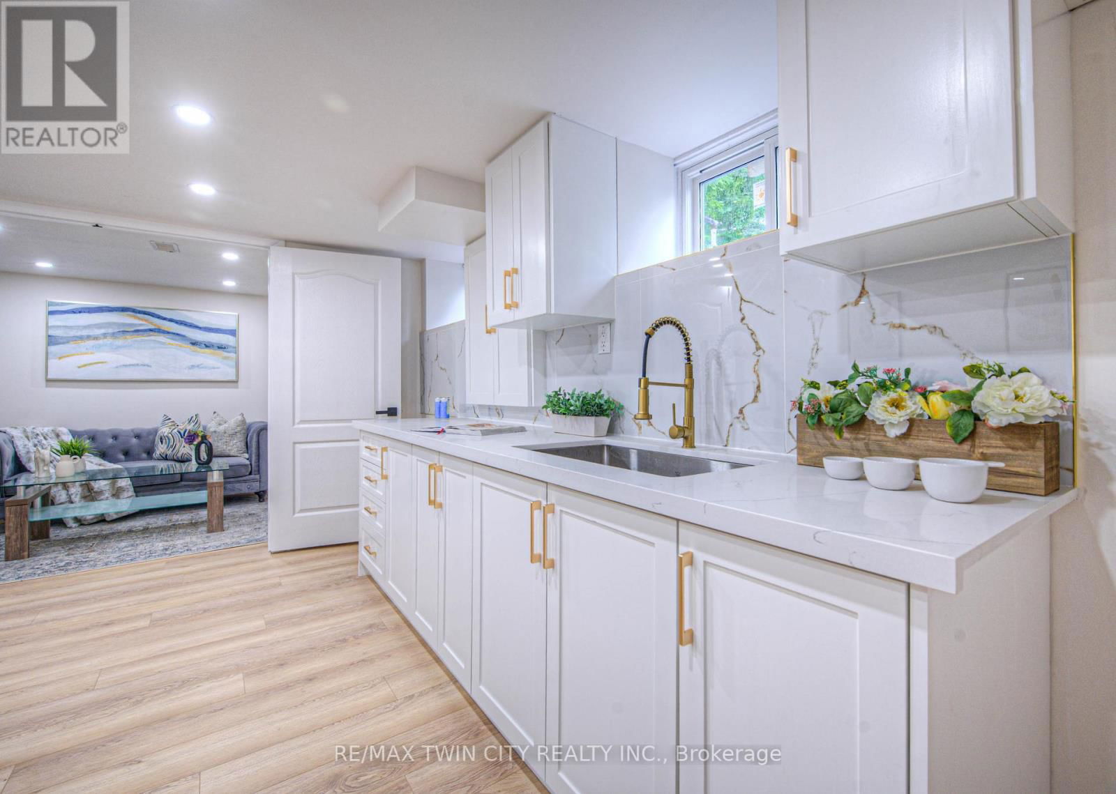76 RAVINE DRIVE Image 25