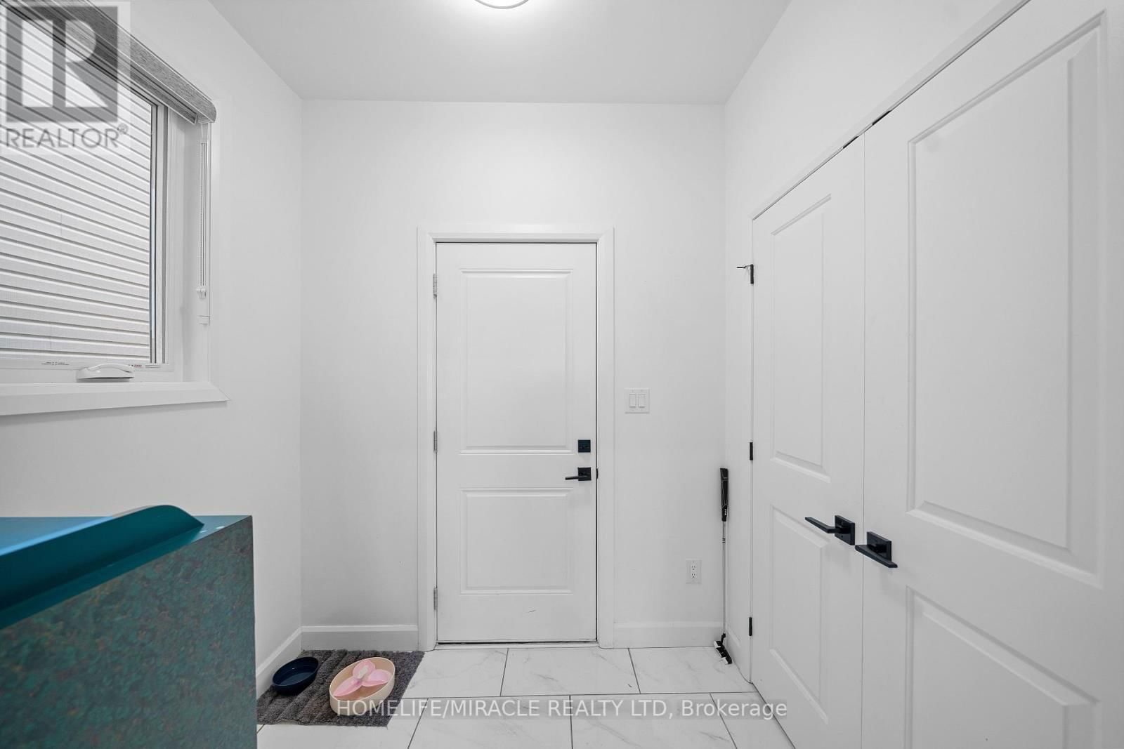 32 WALDEN POND DRIVE Image 16