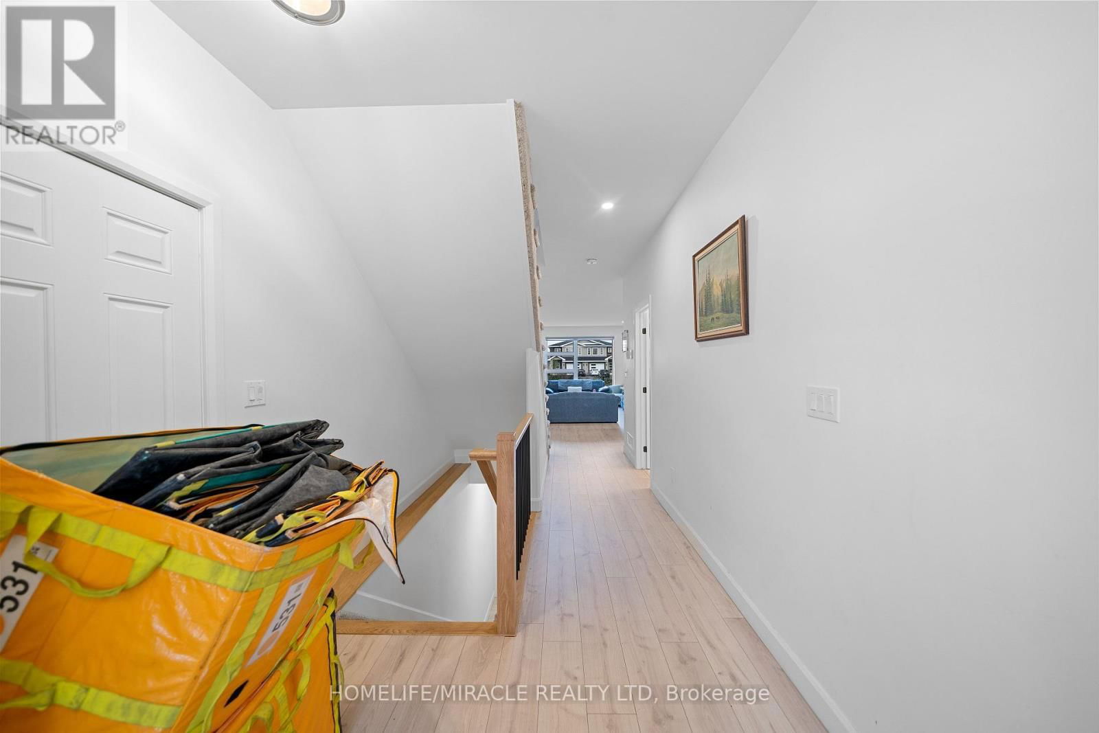 32 WALDEN POND DRIVE Image 7