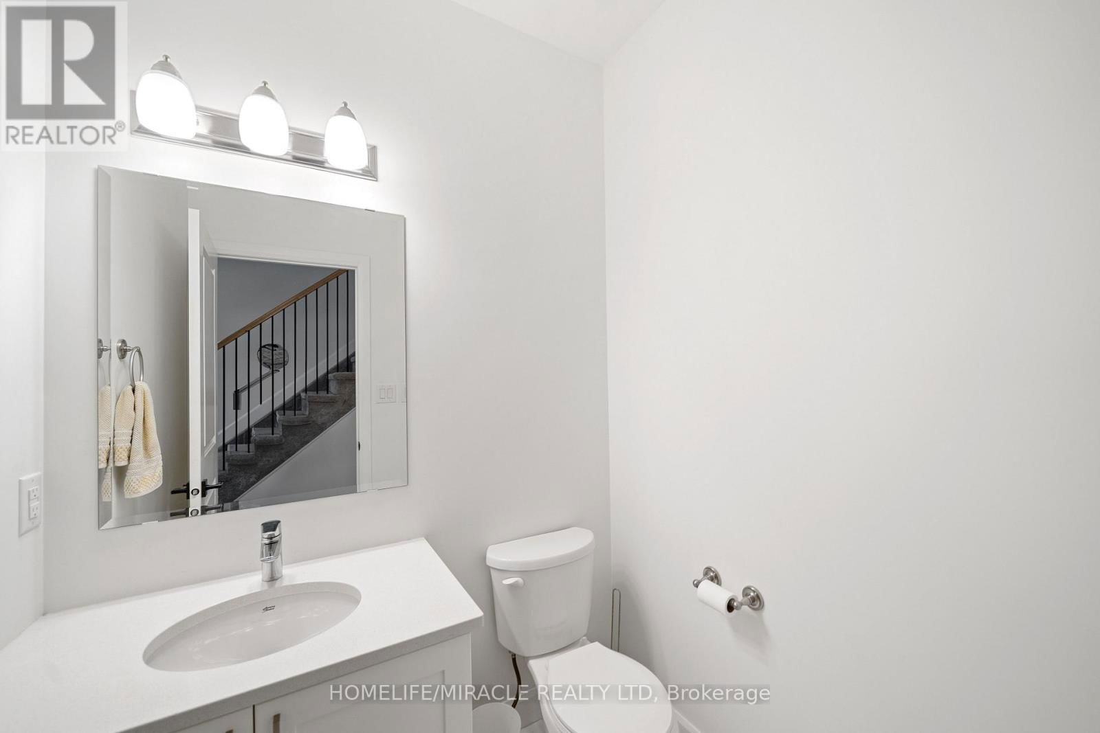 32 WALDEN POND DRIVE Image 8