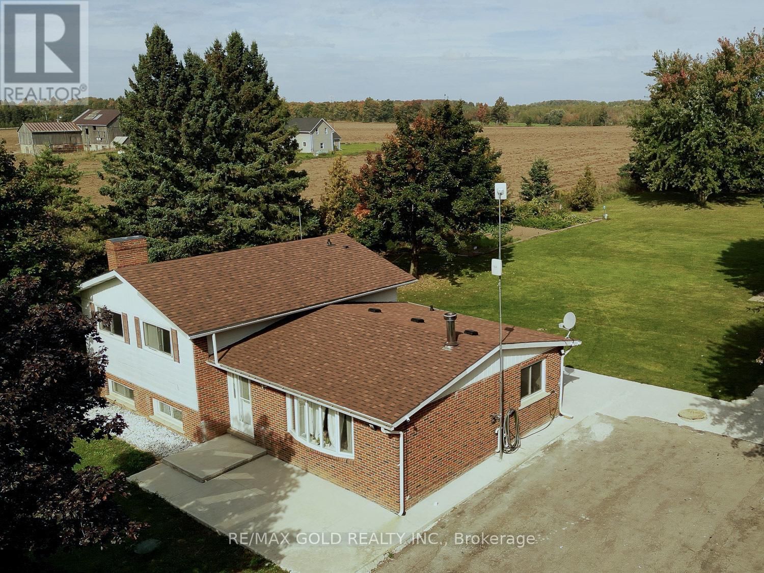 286063 COUNTY ROAD 10 SIDEROAD Image 45