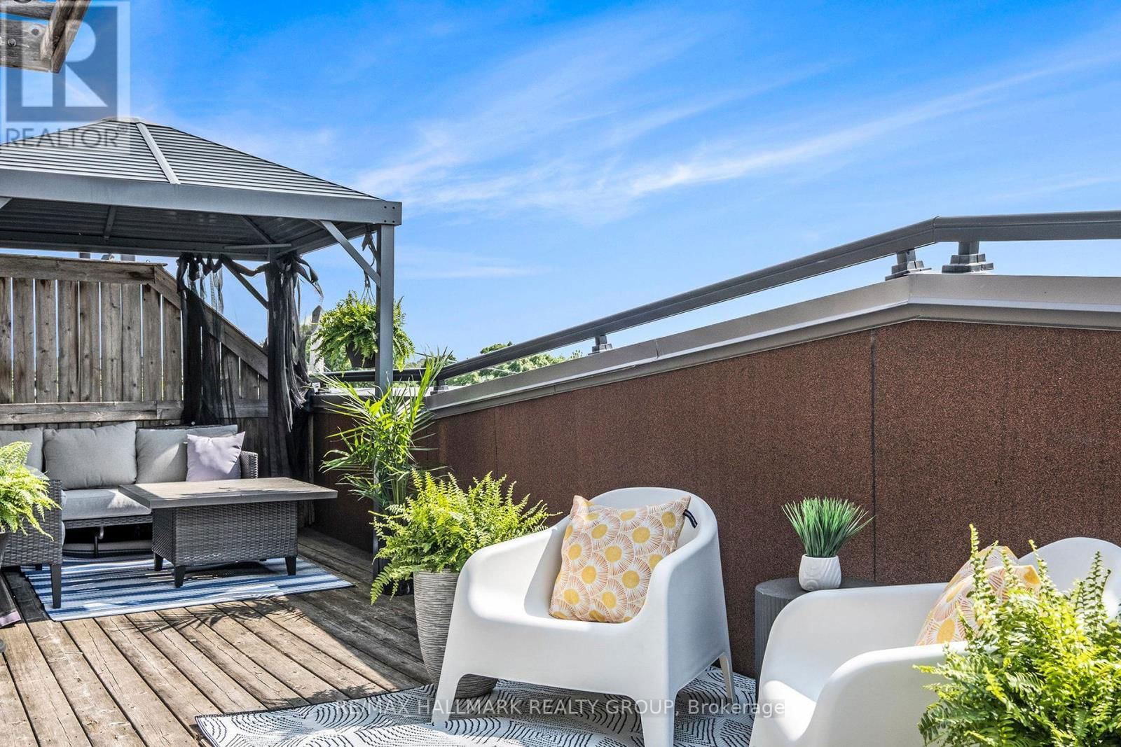 201 - 19 MELROSE AVENUE Image 30