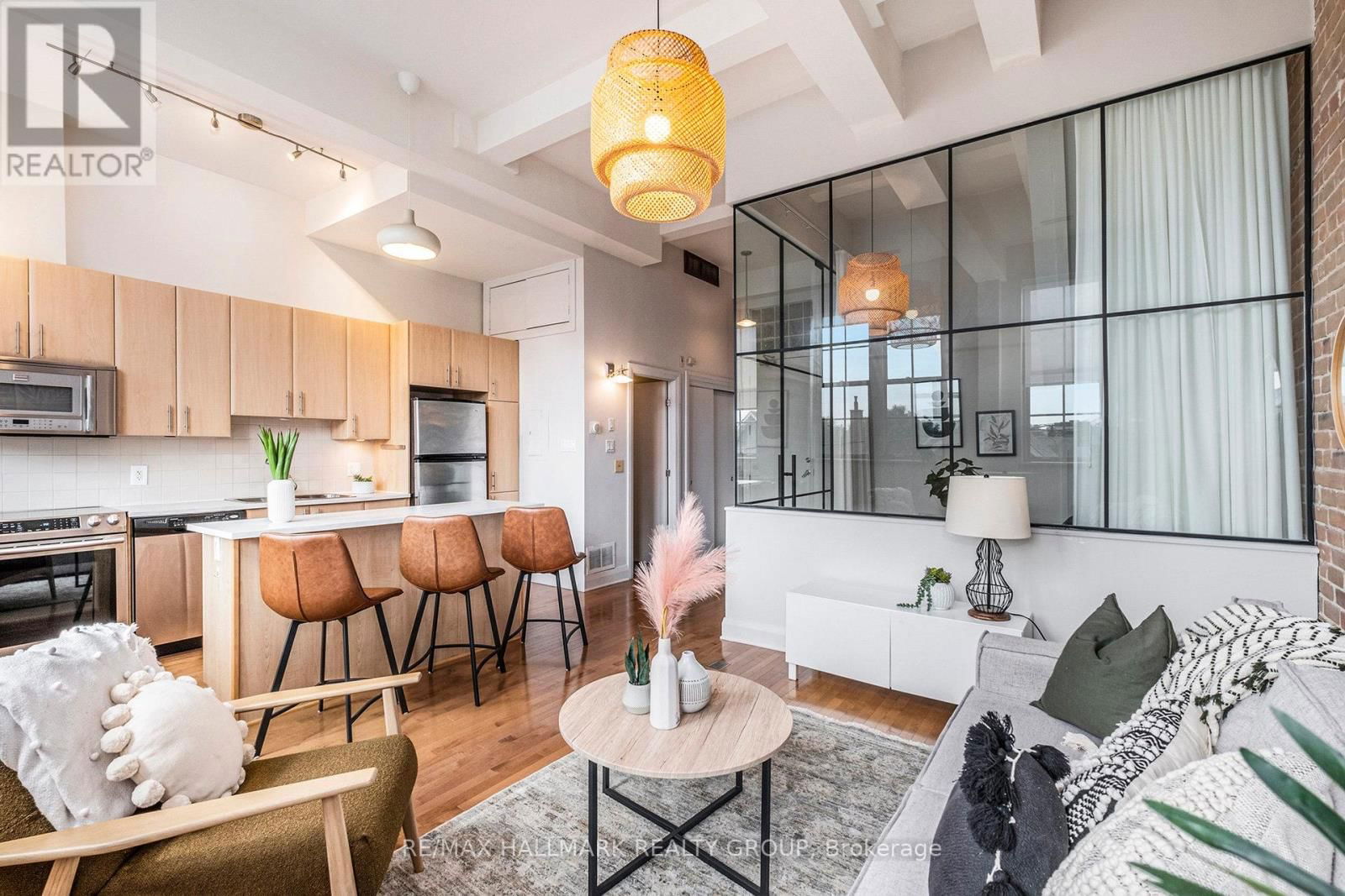 201 - 19 MELROSE AVENUE Image 7