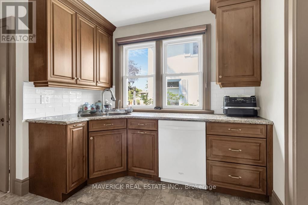 71 ANN STREET Image 12