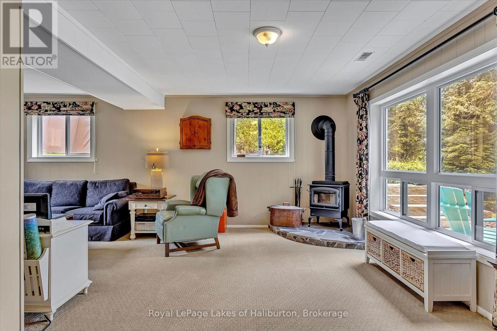 1093 LAMAR DRIVE Image 19