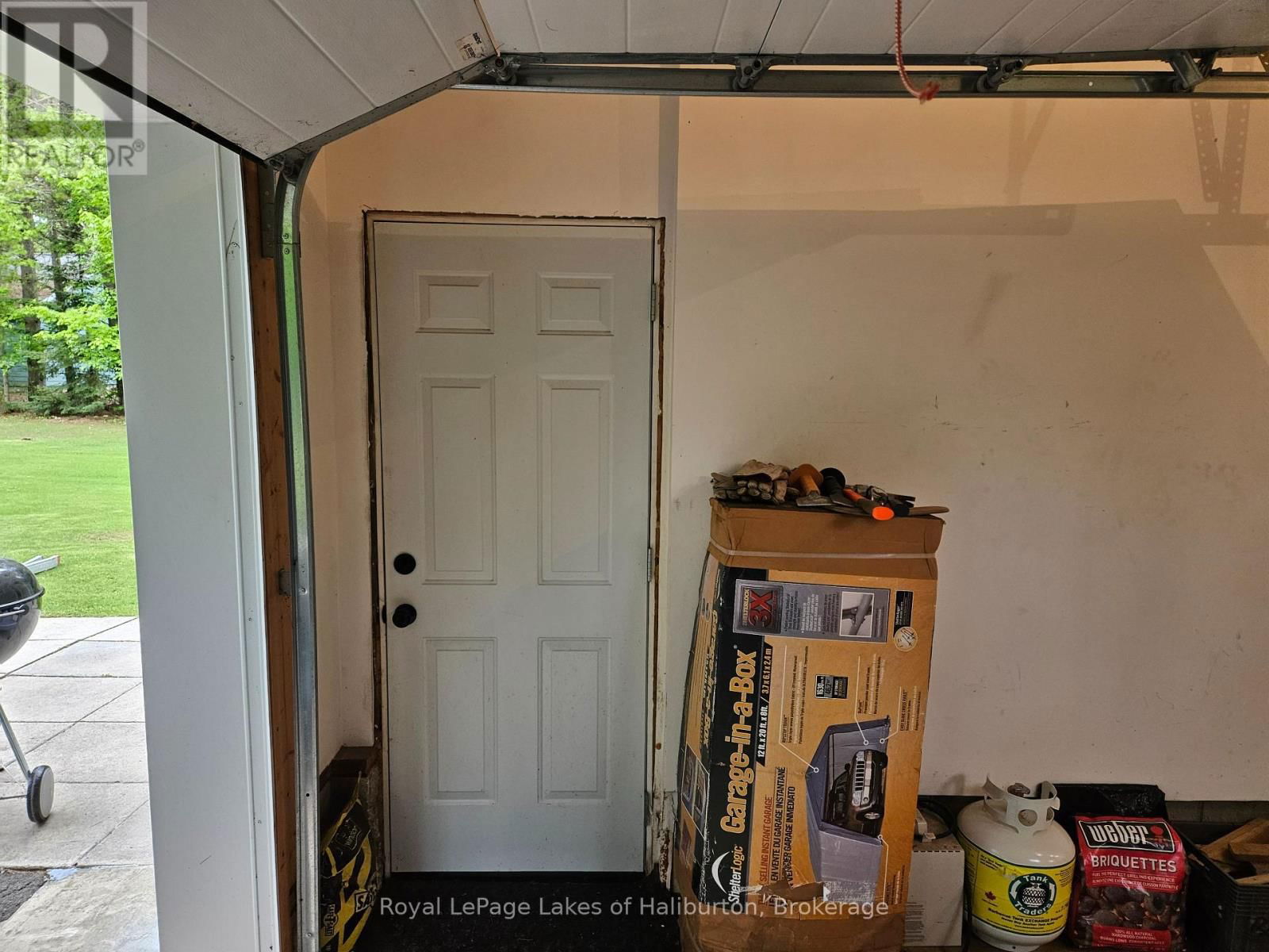 1093 LAMAR DRIVE Image 42