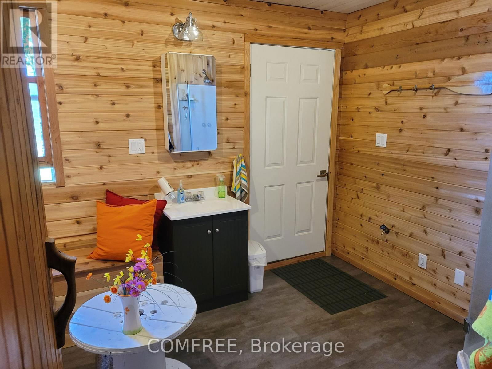 776 DEER LAKE ROAD Image 11