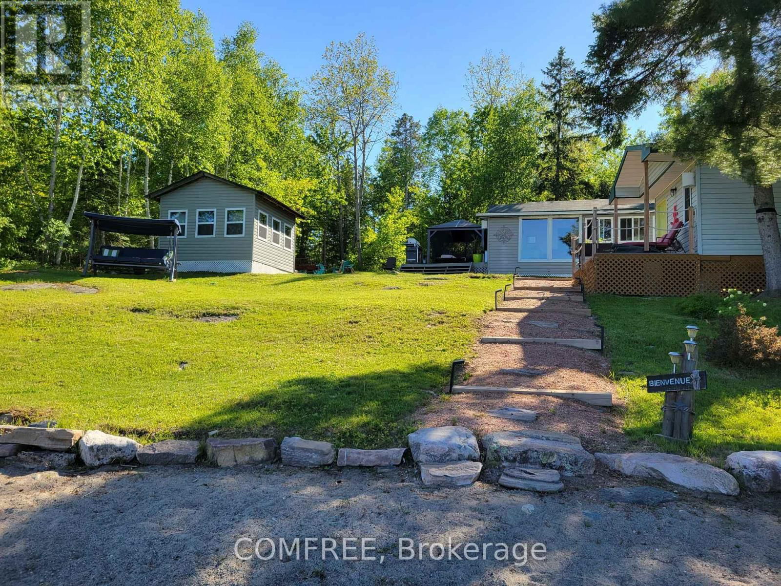 776 DEER LAKE ROAD Image 22