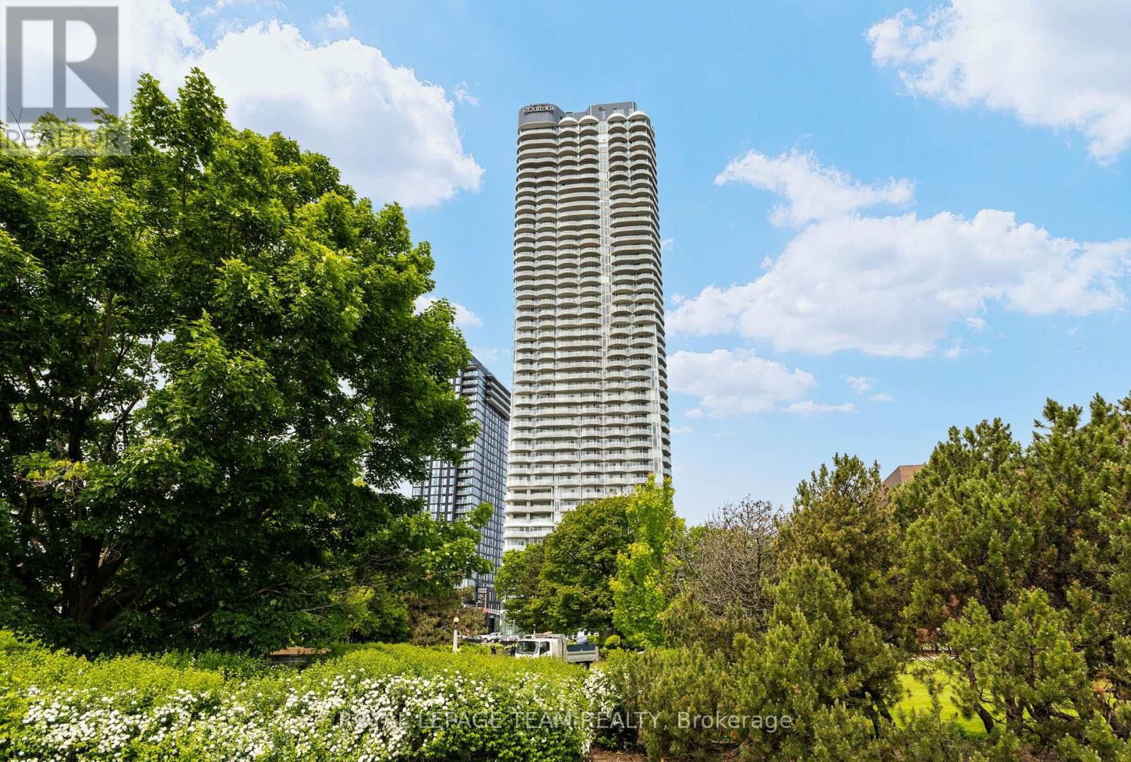 809 - 805 CARLING AVENUE Image 2