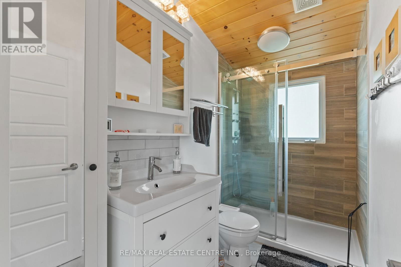 3012 GREENWOOD LANE Image 22