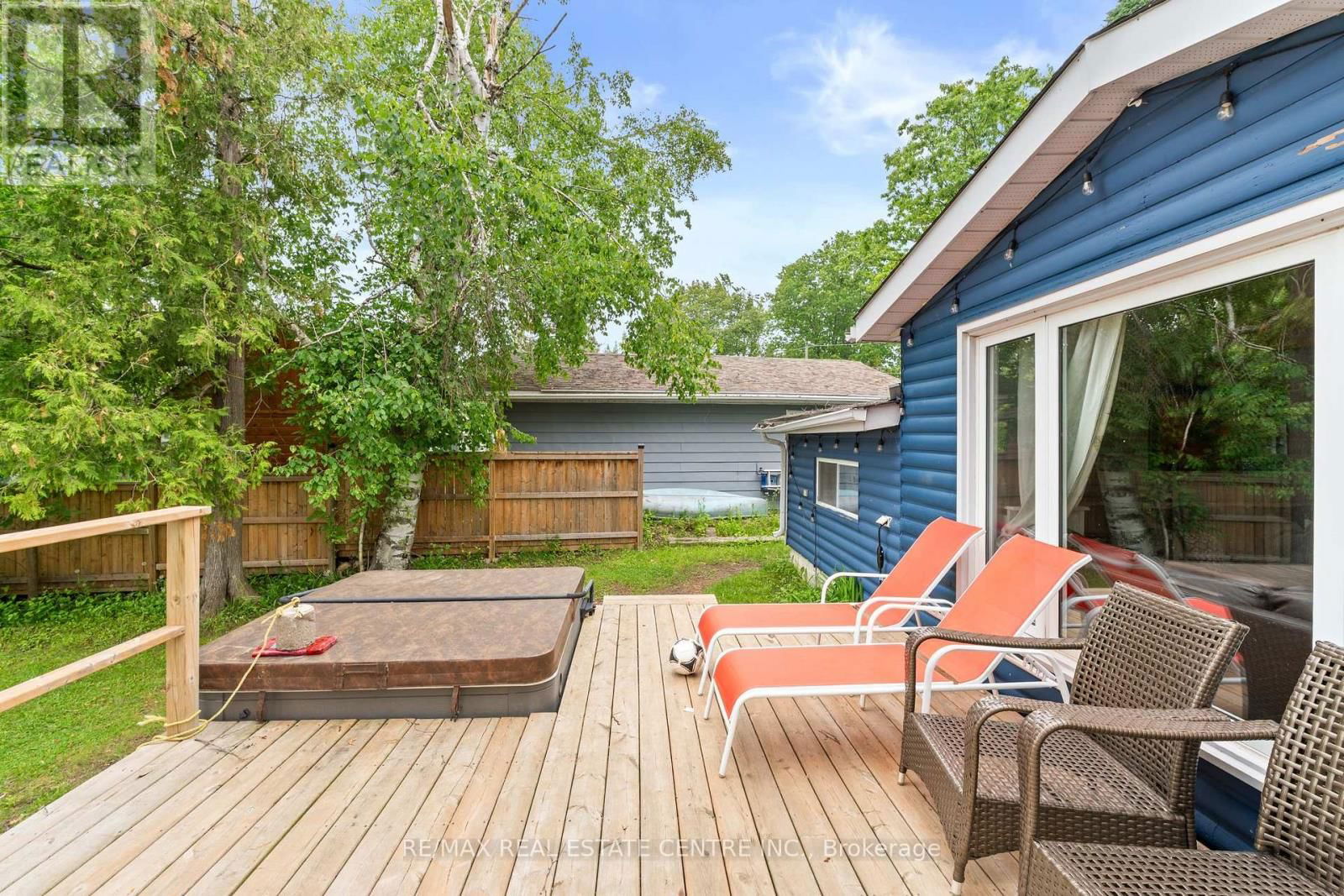 3012 GREENWOOD LANE Image 29