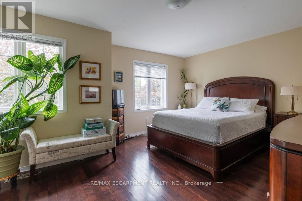 1 - 31 MOSS BOULEVARD Image 12