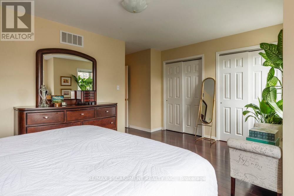 1 - 31 MOSS BOULEVARD Image 14