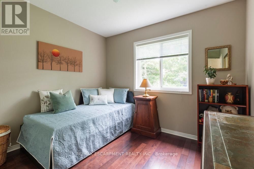 1 - 31 MOSS BOULEVARD Image 17