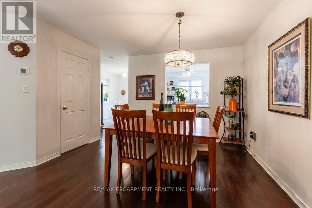 1 - 31 MOSS BOULEVARD Image 6