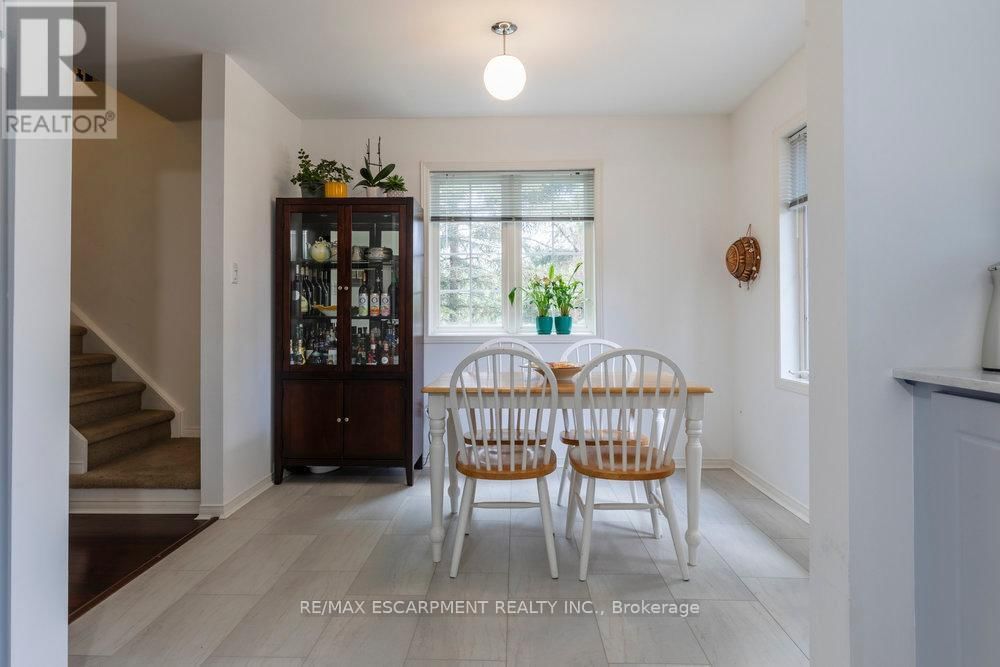 1 - 31 MOSS BOULEVARD Image 7