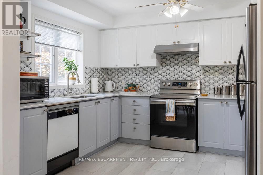 1 - 31 MOSS BOULEVARD Image 9
