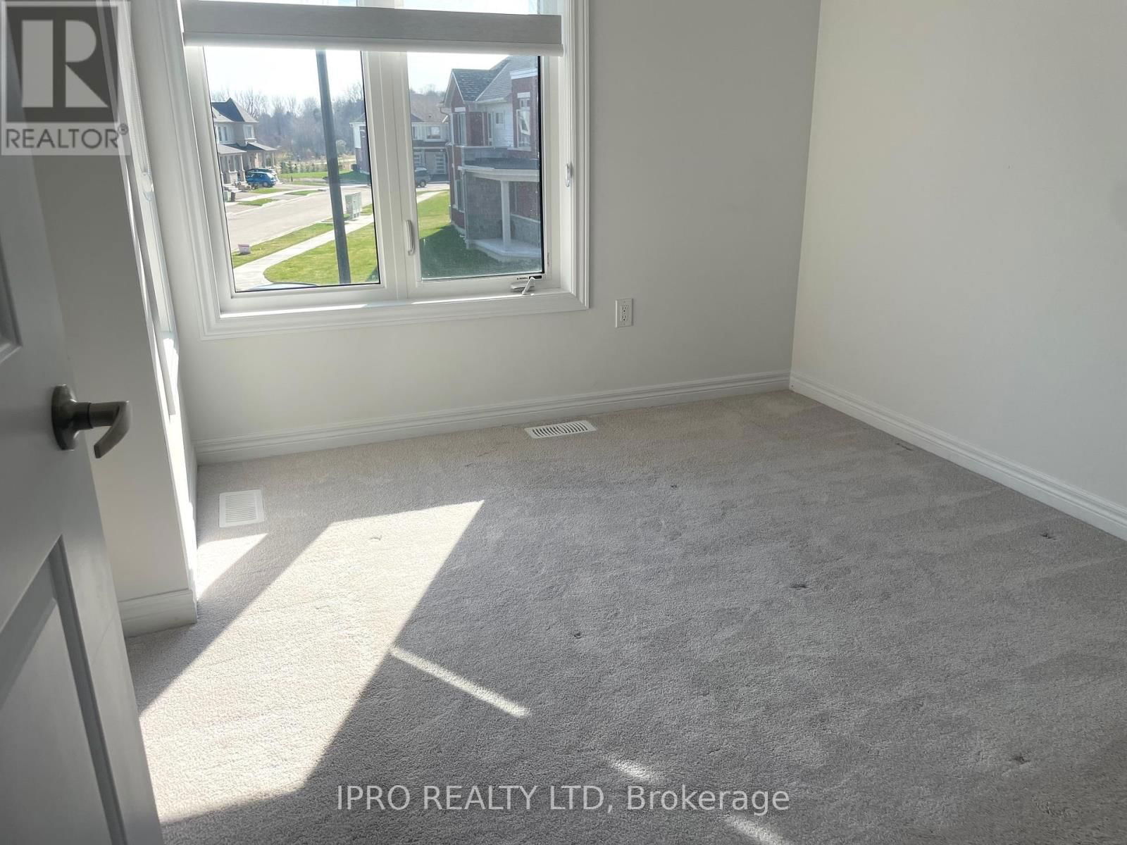 48 EDMINSTON DRIVE Image 11