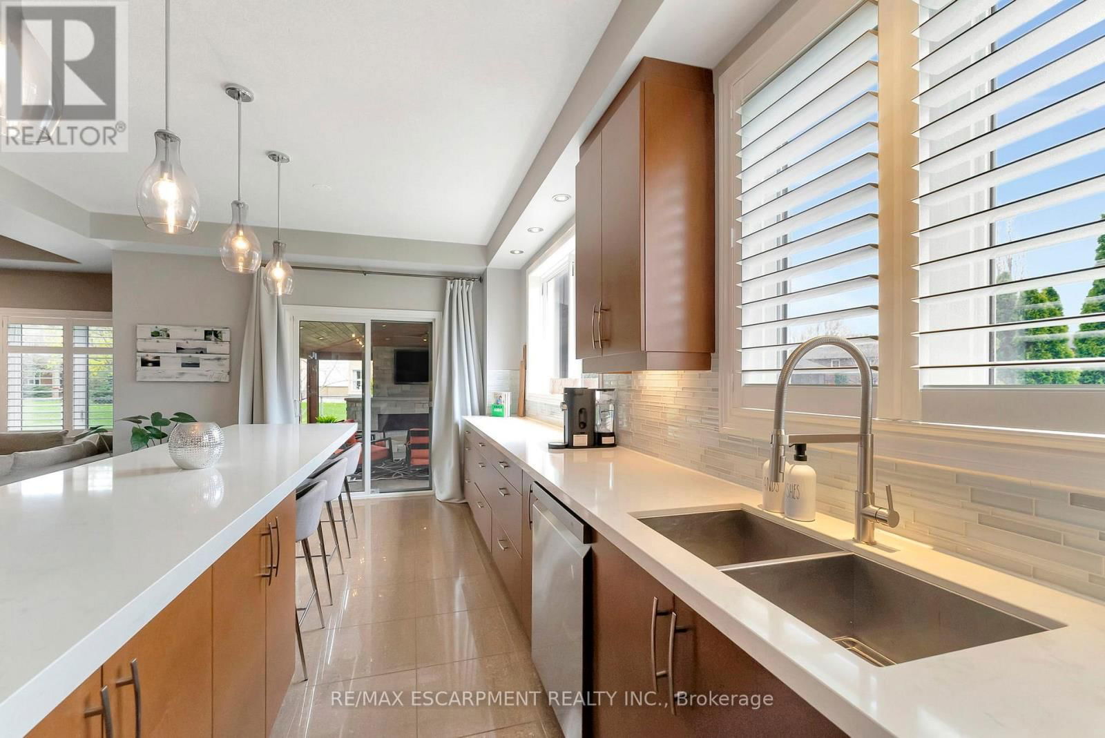 349 VALRIDGE DRIVE Image 10