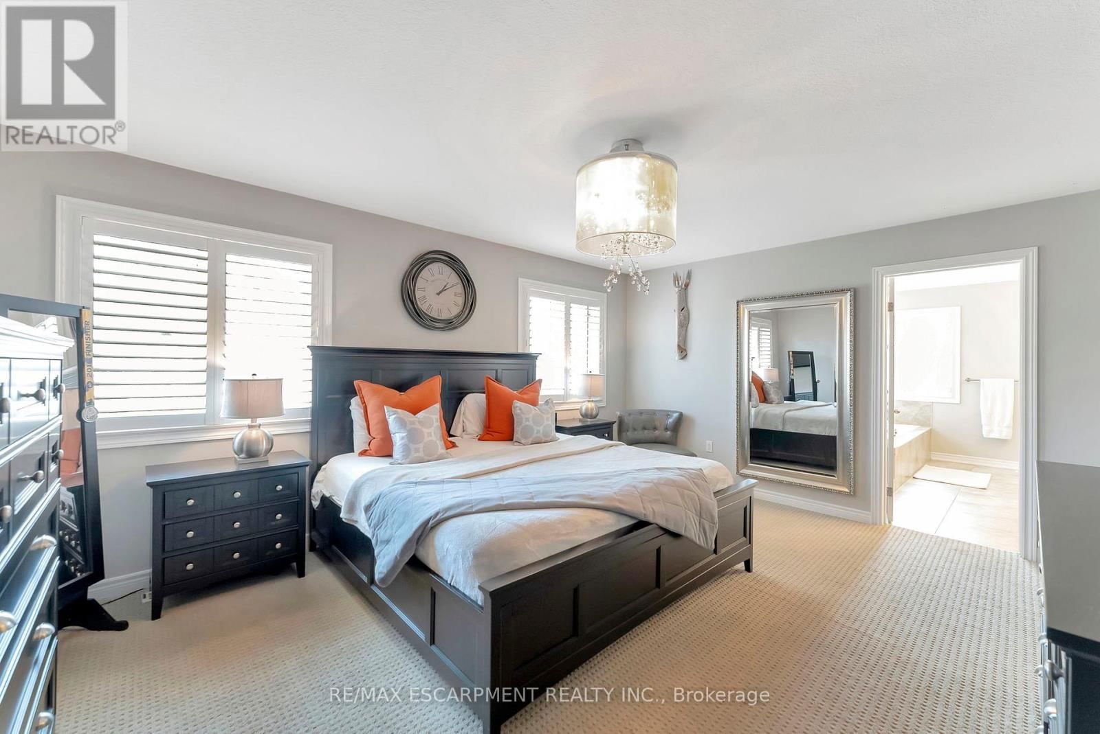 349 VALRIDGE DRIVE Image 18