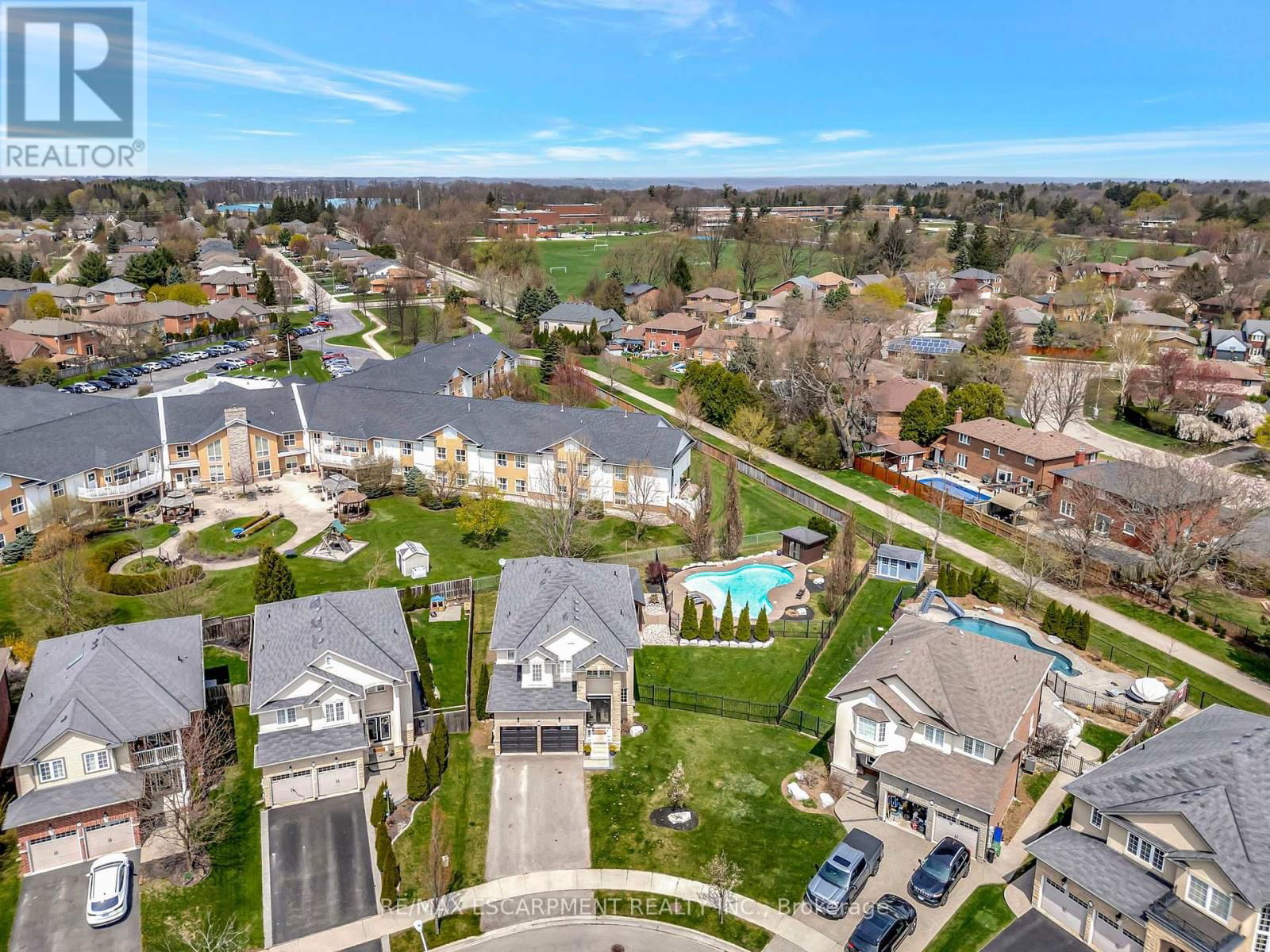 349 VALRIDGE DRIVE Image 45