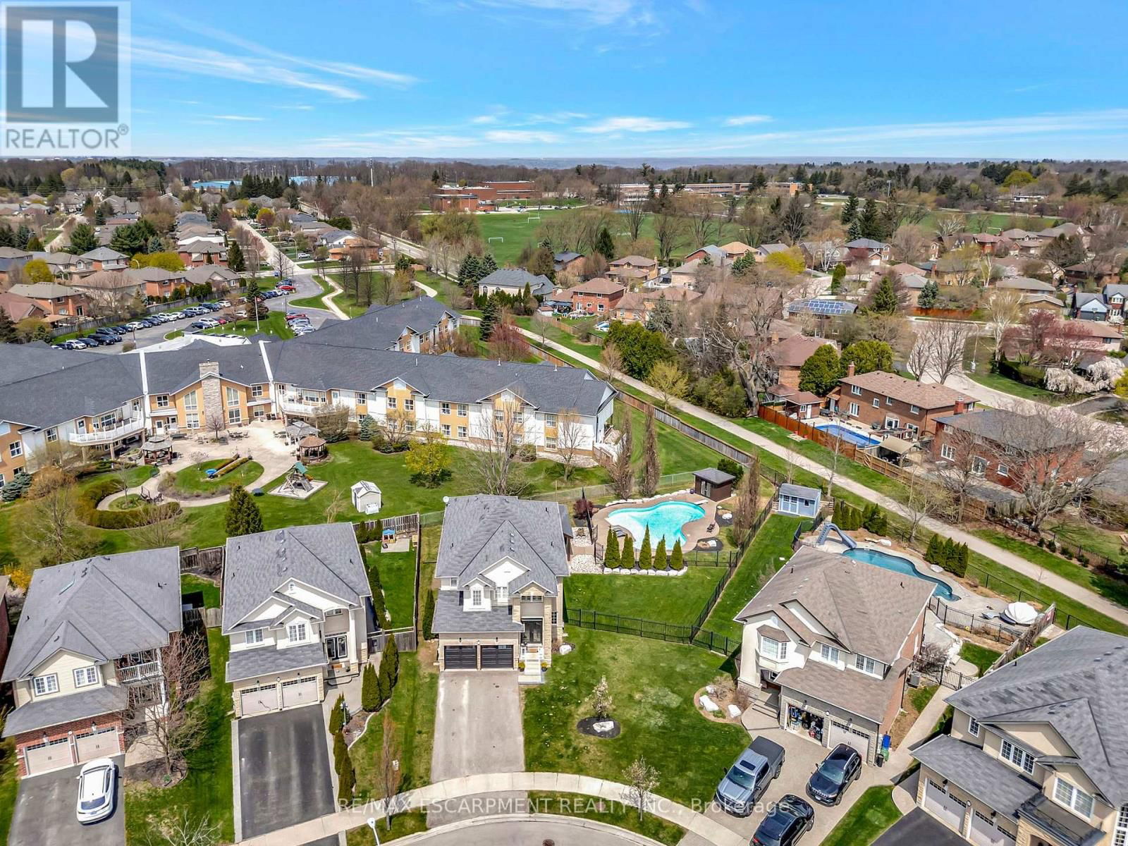 349 VALRIDGE DRIVE Image 46