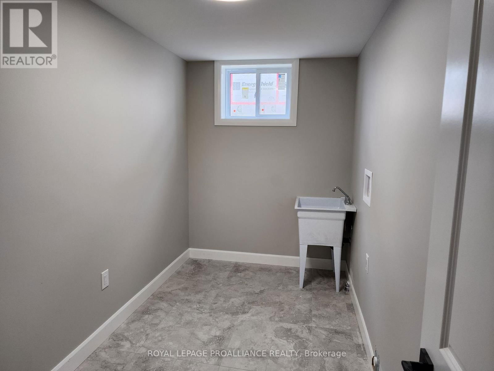 14 CEDARWOOD STREET Image 17