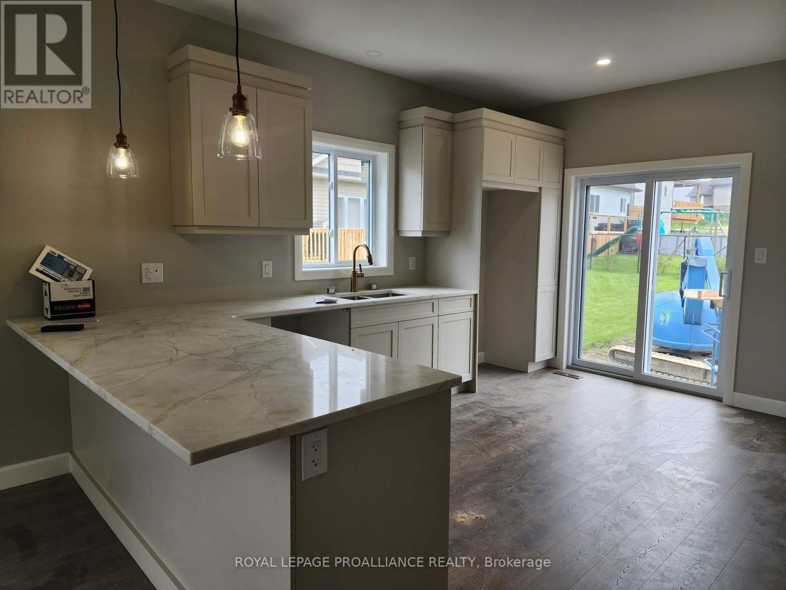14 CEDARWOOD STREET Image 5