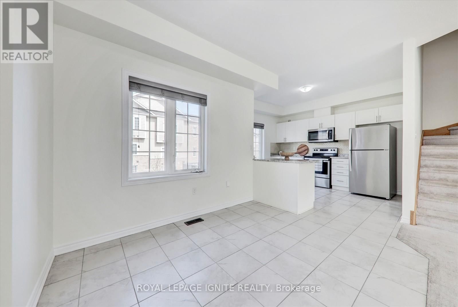 51 - 88 DECORSO DRIVE Image 23