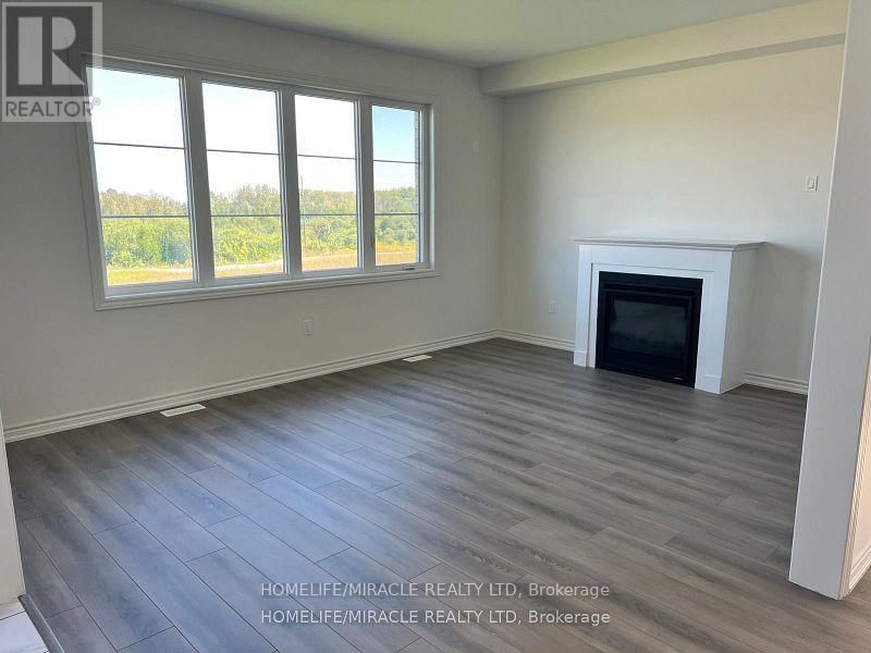 1004 TRAILSVIEW AVENUE Image 16