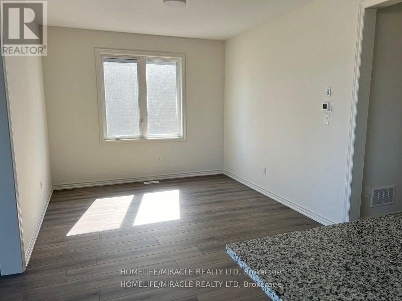 1004 TRAILSVIEW AVENUE Image 28