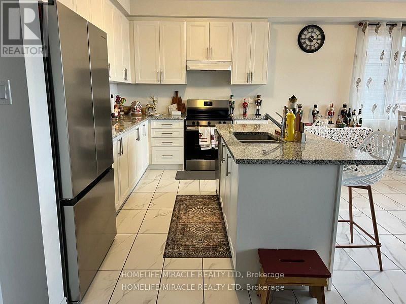 1004 TRAILSVIEW AVENUE Image 7