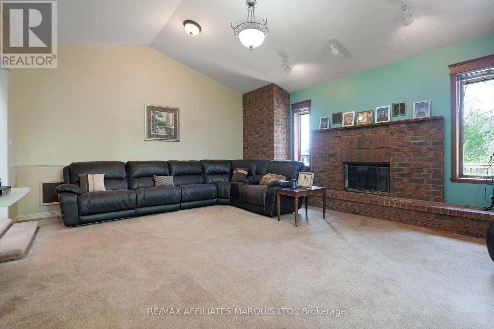 18467 ANDRE AVENUE Image 11